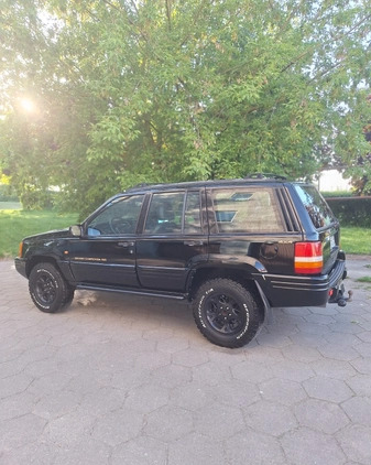 Jeep Grand Cherokee cena 34000 przebieg: 319408, rok produkcji 1997 z Tczew małe 326